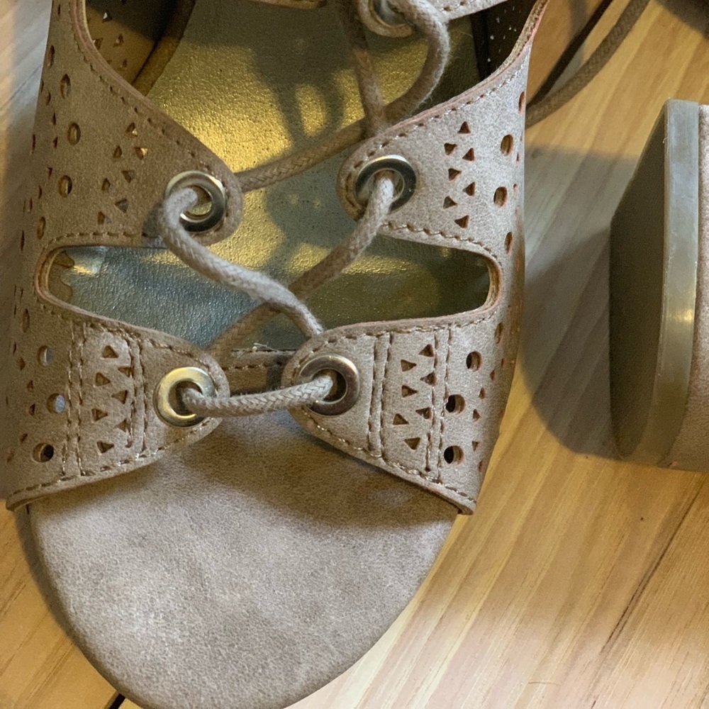 Guess shoes - Picture 7 of 8